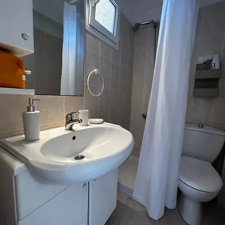 Дом отдыха Perfect Hospitality - Elenas House,