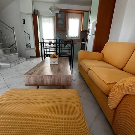 Perfect Hospitality - Elenas House, Дом отдыха