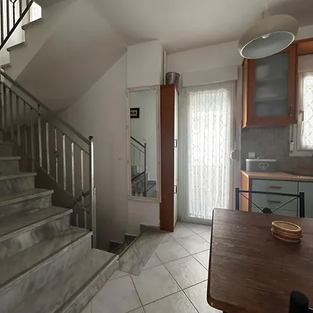 Дом отдыха Perfect Hospitality - Elenas House,
