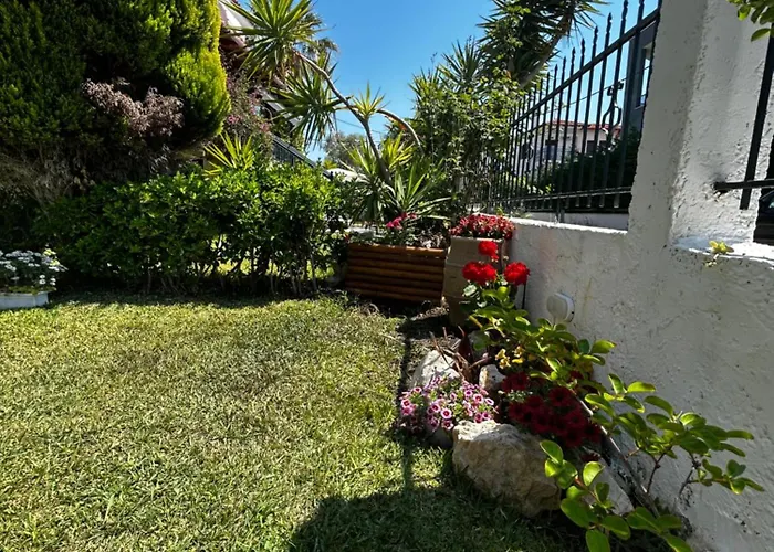 Perfect Hospitality - Elenas House, Casa vacanze Nikiti (Sithonia)